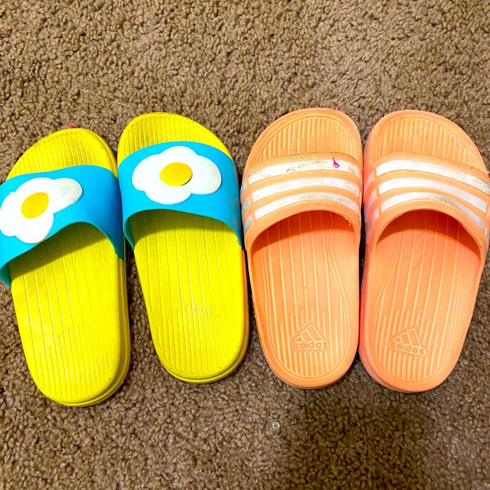 Adidas Girls slides lot